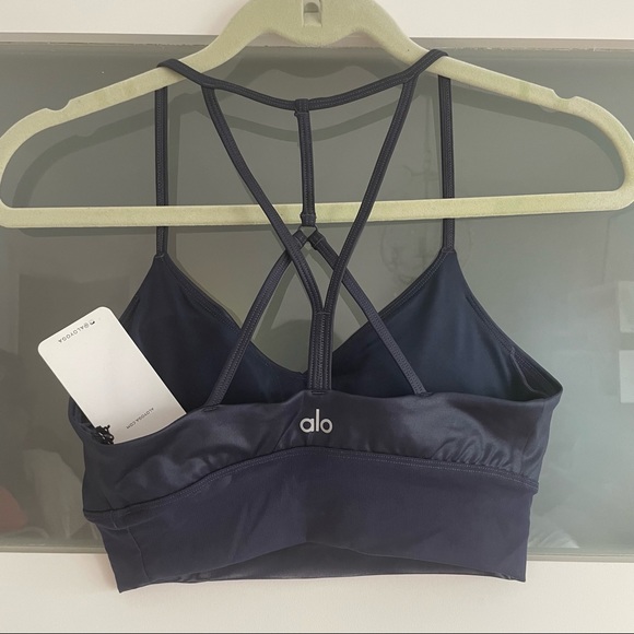 ALO Yoga Lavish Sports Bra - Picture 5 of 6